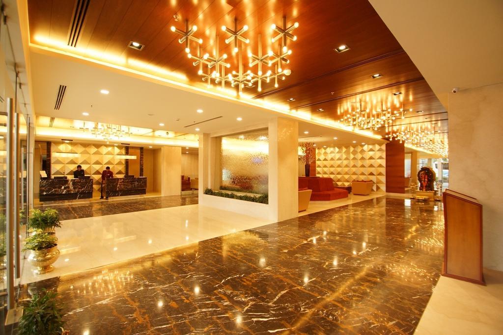 Dolphin Hotel Визакхапатнам Екстериор снимка